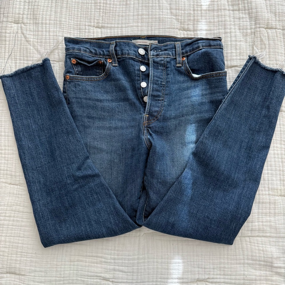 Levi’s wedgie skinny